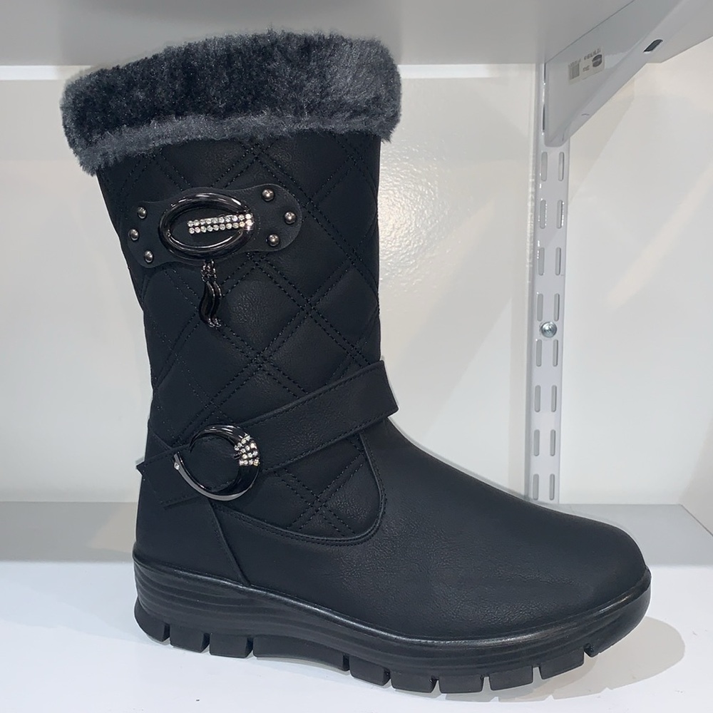 Elegant Black Quilted Winter Boots Cute Women